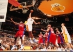 Andrew Bynum-Autographed 16x20-UDA (Los Angeles Lakers)