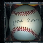 Autographed Baseball Hank Aaron PSA/DNA (Atlanta Braves)