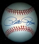 Autographed Baseball Pete Rose (Cincinatti Reds)