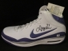 Andrew Bynum-Autographed Shoe Size 20-GAI (Los Angeles Lakers)